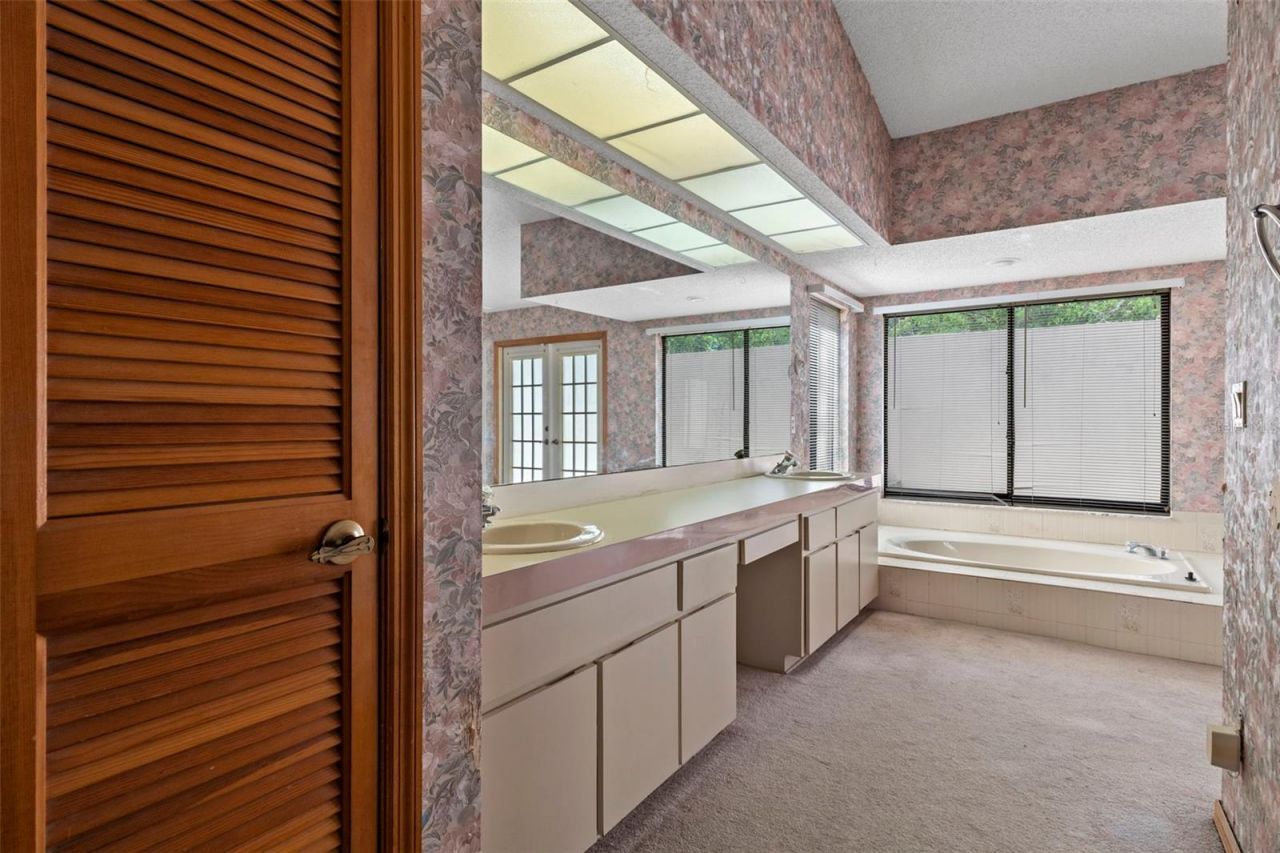 8959 Nakoma Way, Weeki Wachee, FL 34613 Photo