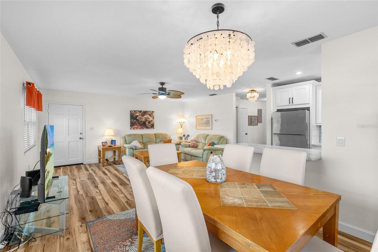5967 Terrace Park Drive N, Unit 201, Saint Petersburg, FL 33709 Photo