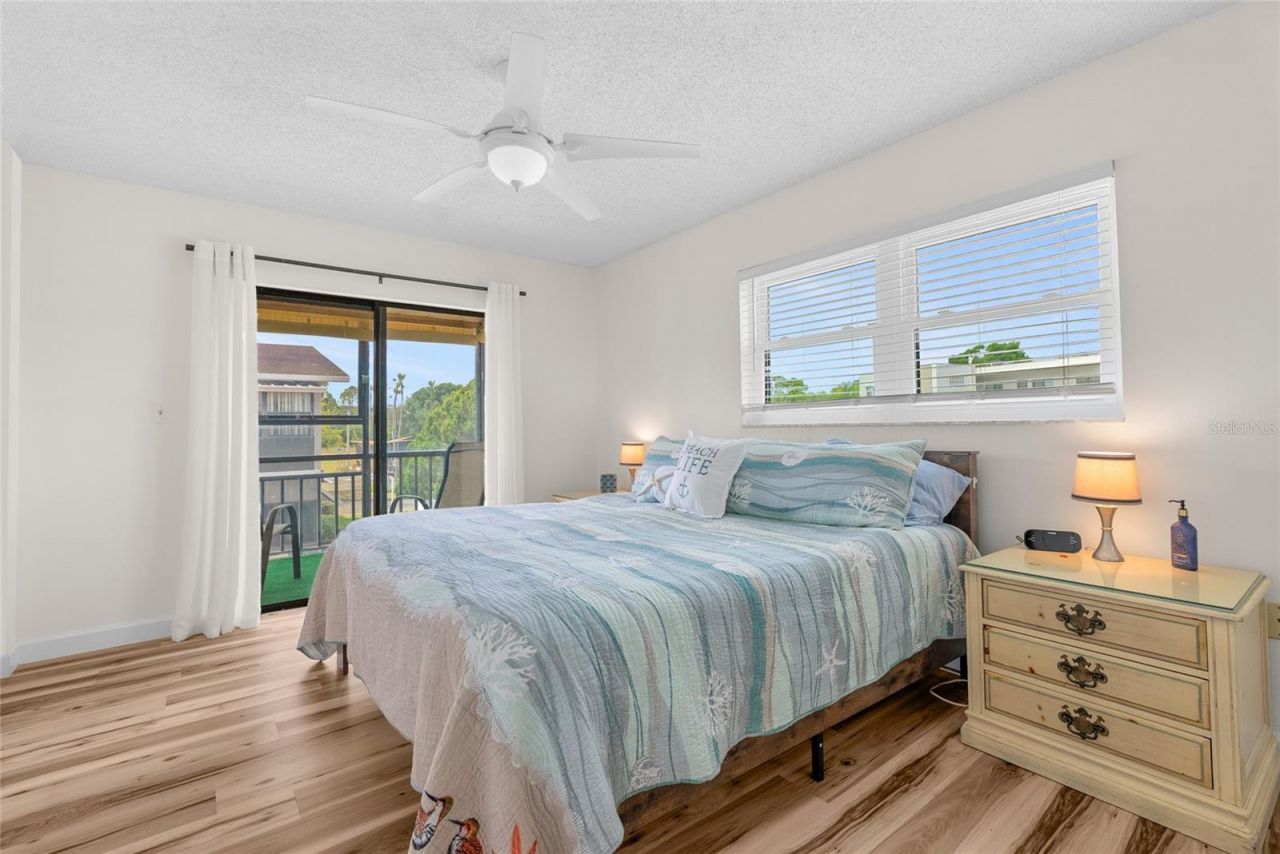 5967 Terrace Park Drive N, Unit 201, Saint Petersburg, FL 33709 Photo
