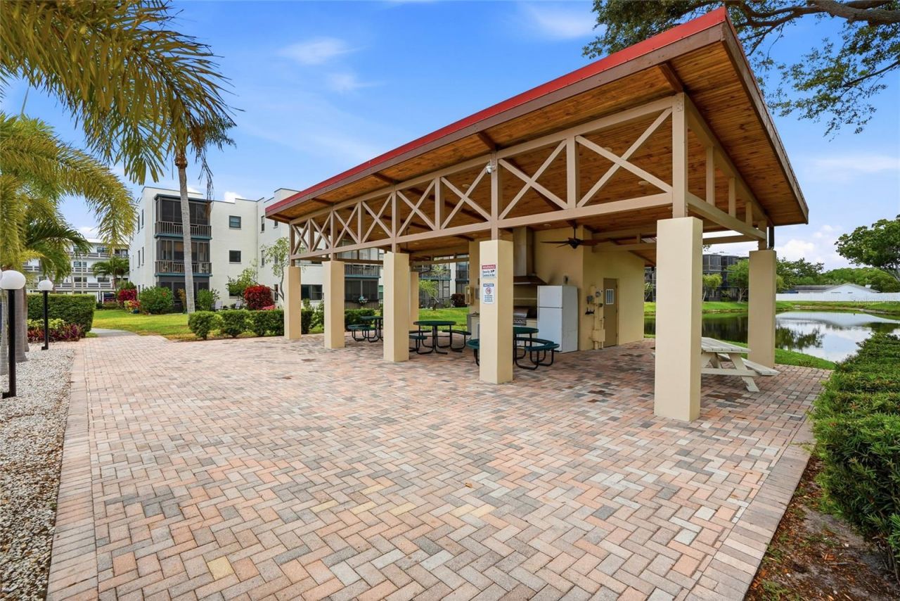 5967 Terrace Park Drive N, Unit 201, Saint Petersburg, FL 33709 Photo
