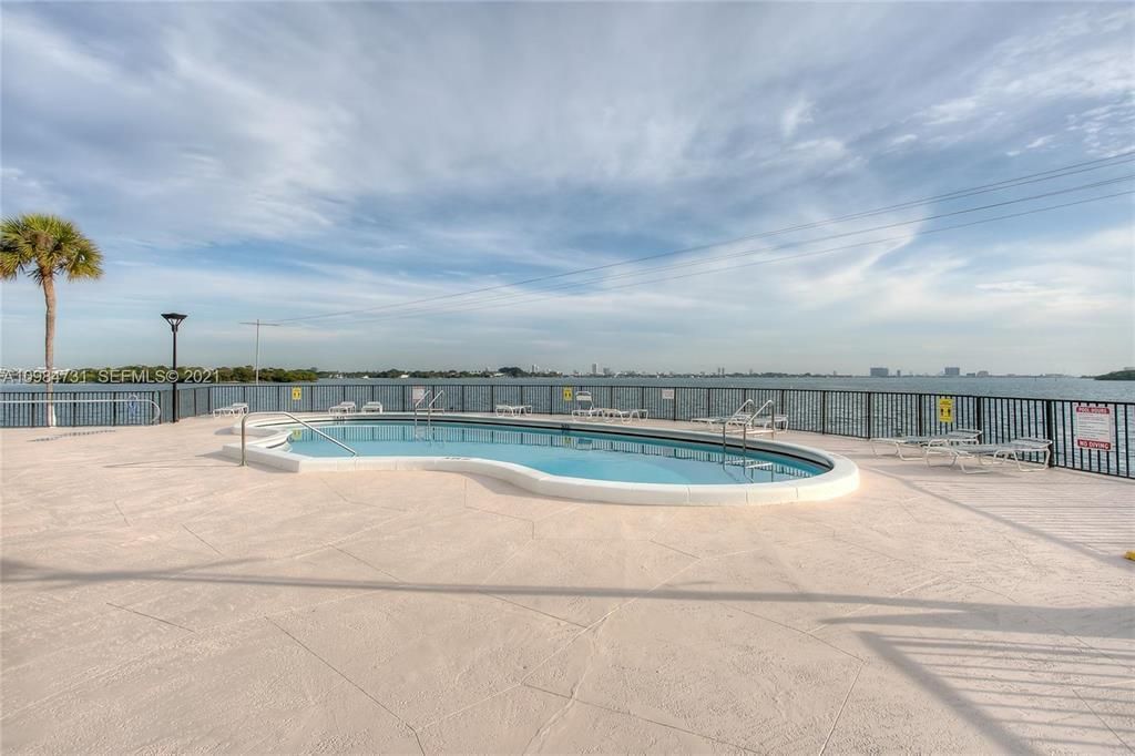 11930 N Bayshore Drive, Unit 1202, North Miami, FL 33181 Photo