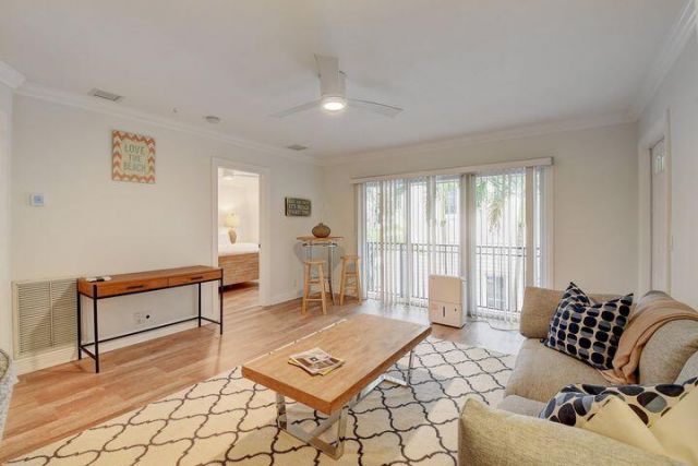 49 SE 7th Avenue, Unit 4, Delray Beach, FL 33483 Photo