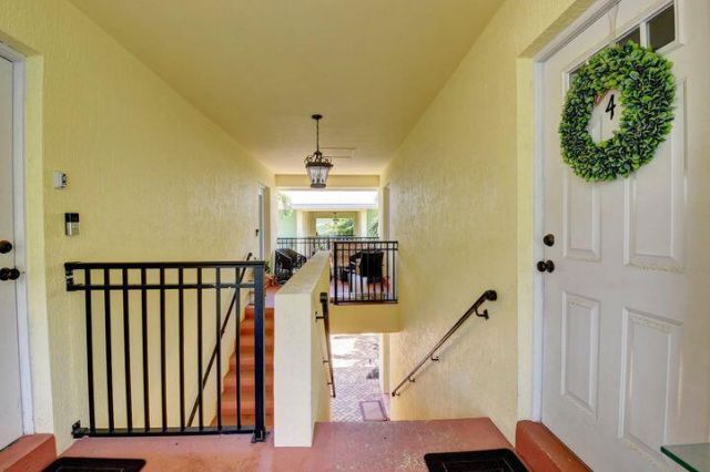 49 SE 7th Avenue, Unit 4, Delray Beach, FL 33483 Photo