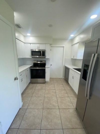 1100 Cameo Circle, West Palm Beach, FL 33417 Photo
