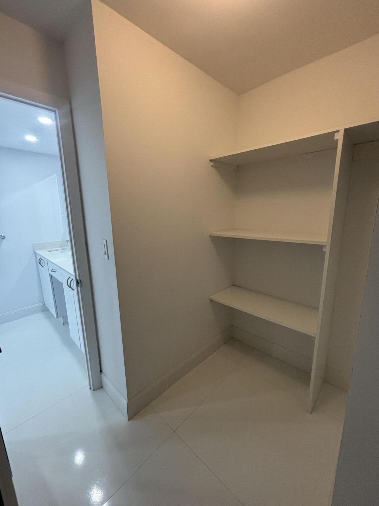 111 Briny Avenue, Unit 23-14, Pompano Beach, FL 33062 Photo