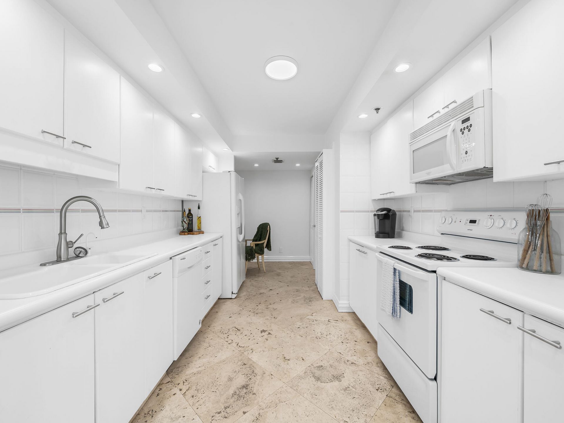 2917 S Ocean Boulevard, Unit 304, Highland Beach, FL 33487 Photo