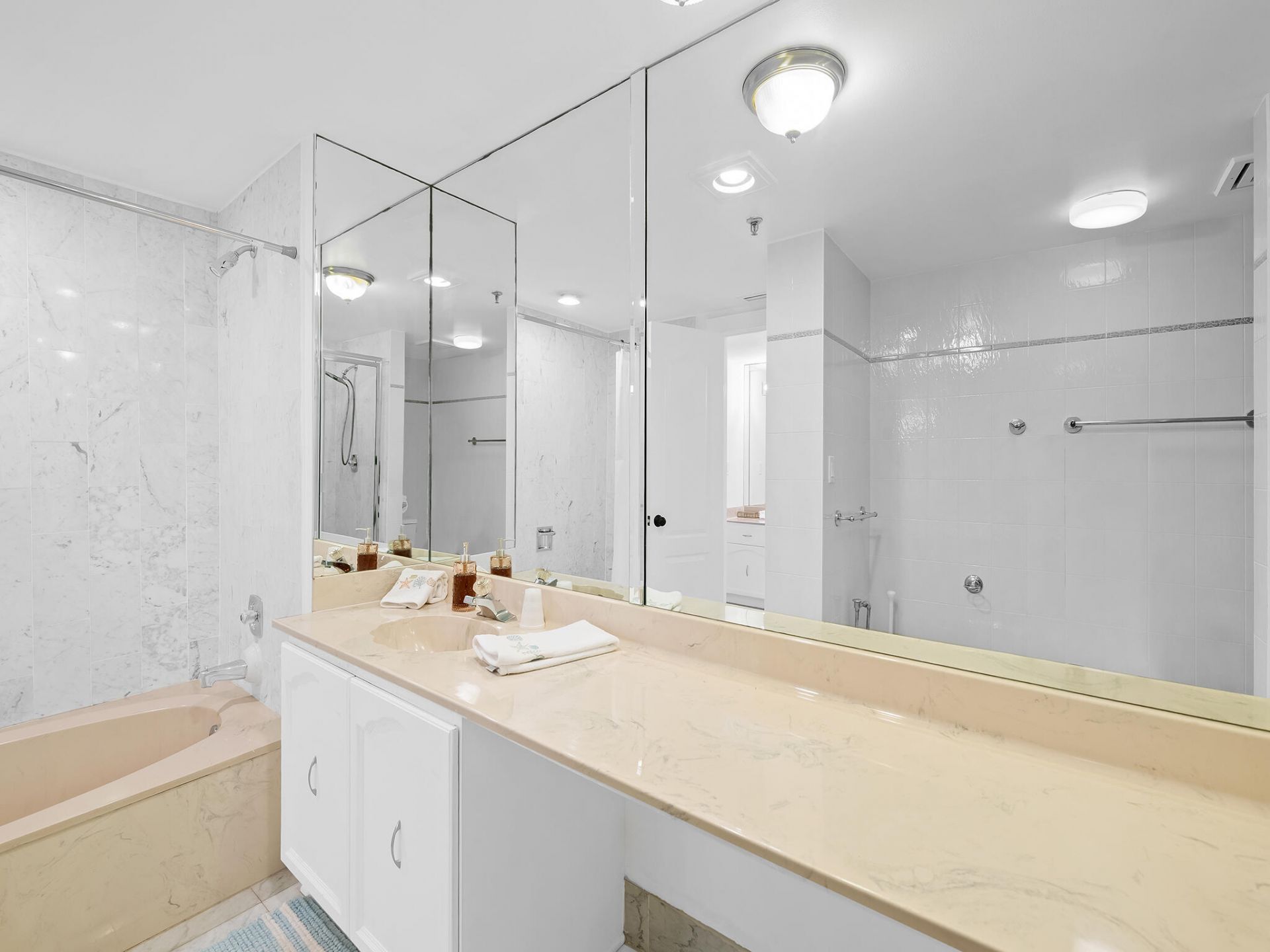 2917 S Ocean Boulevard, Unit 304, Highland Beach, FL 33487 Photo