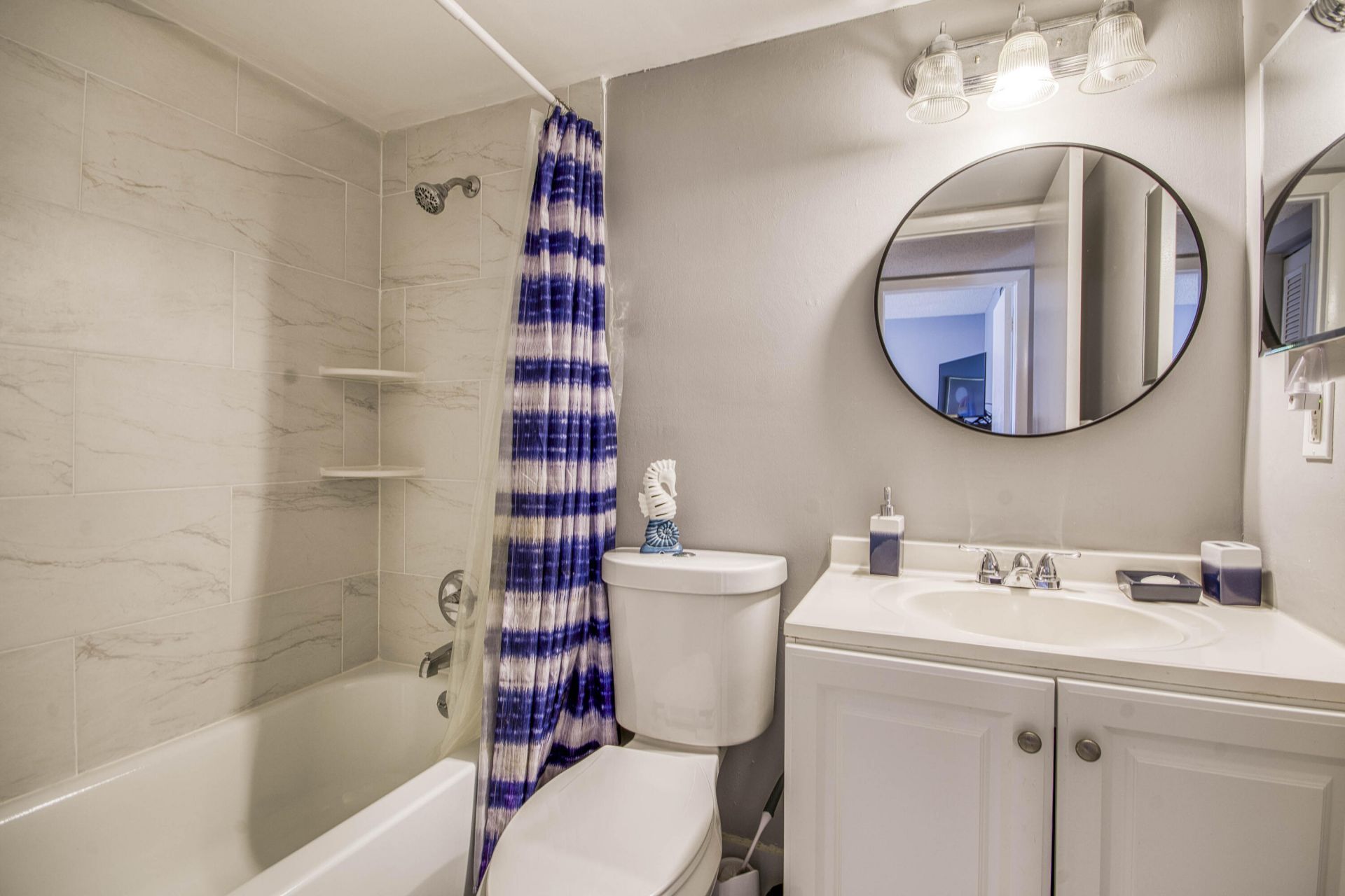 18081 SE Country Club Drive, Unit 16-151, Jupiter, FL 33469 Photo