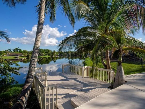 5100 SW 104th Avenue, Cooper City, FL 33328