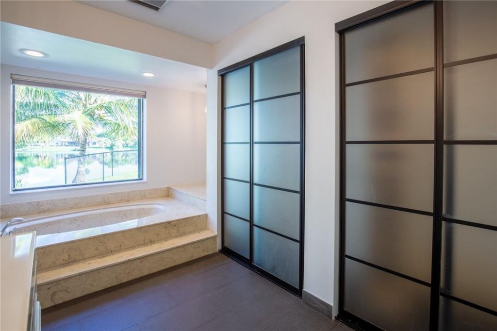 5100 SW 104th Avenue, Cooper City, FL 33328 Photo
