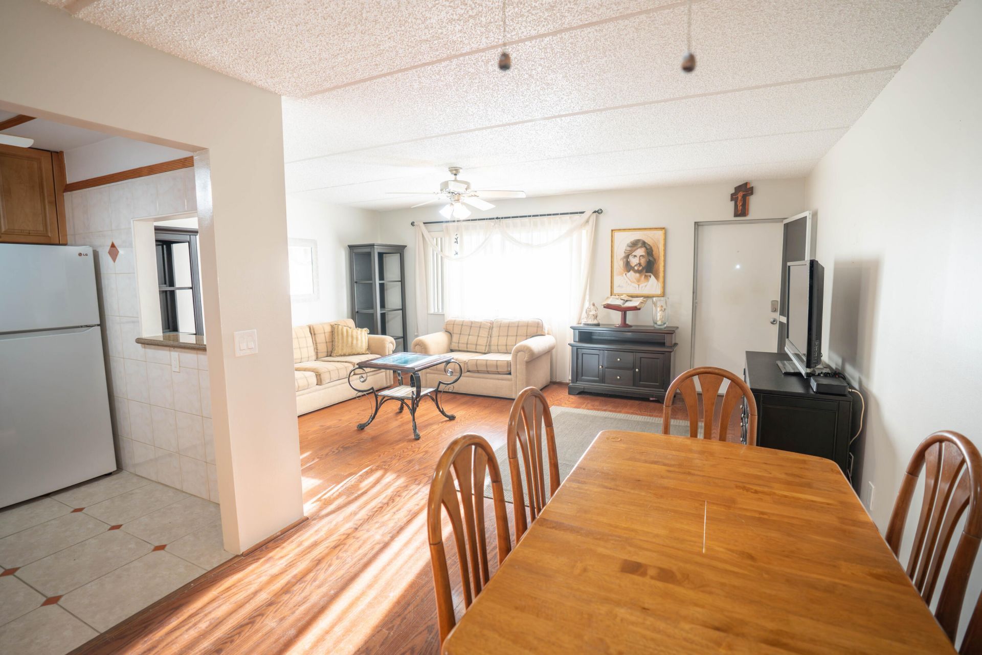 400 W Village Green Cir Circle W, Unit 214, Palm Springs, FL 33461 Photo