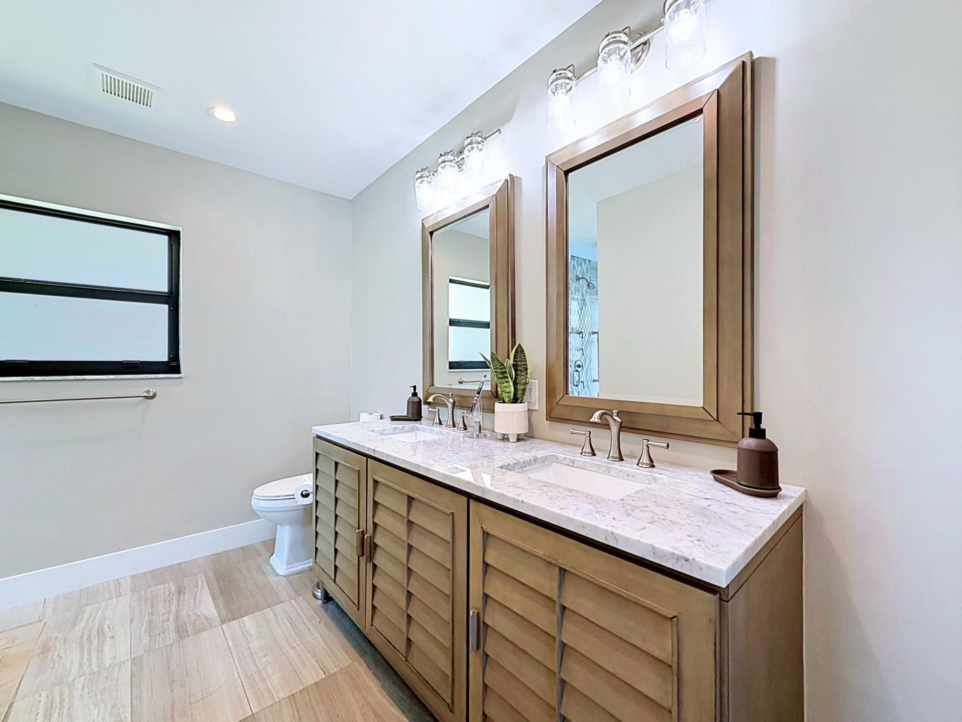 3851 NE 24th Avenue, Lighthouse Point, FL 33064 Photo