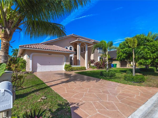 9901 NW 48th Court, Coral Springs, FL 33076