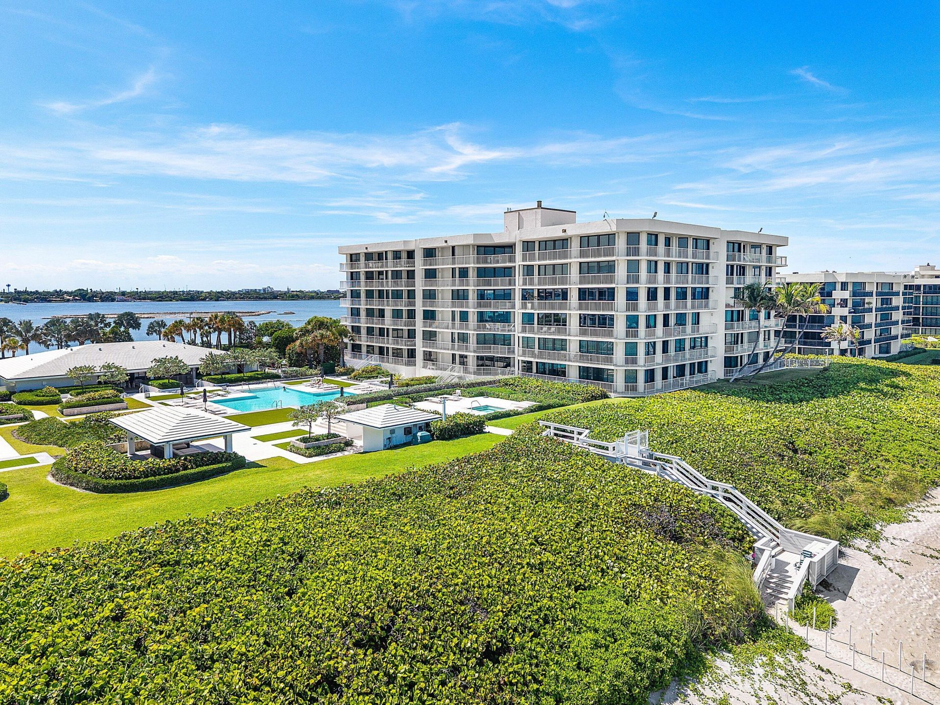 3170 S Ocean Boulevard, Unit N401, Palm Beach, FL 33480 Photo