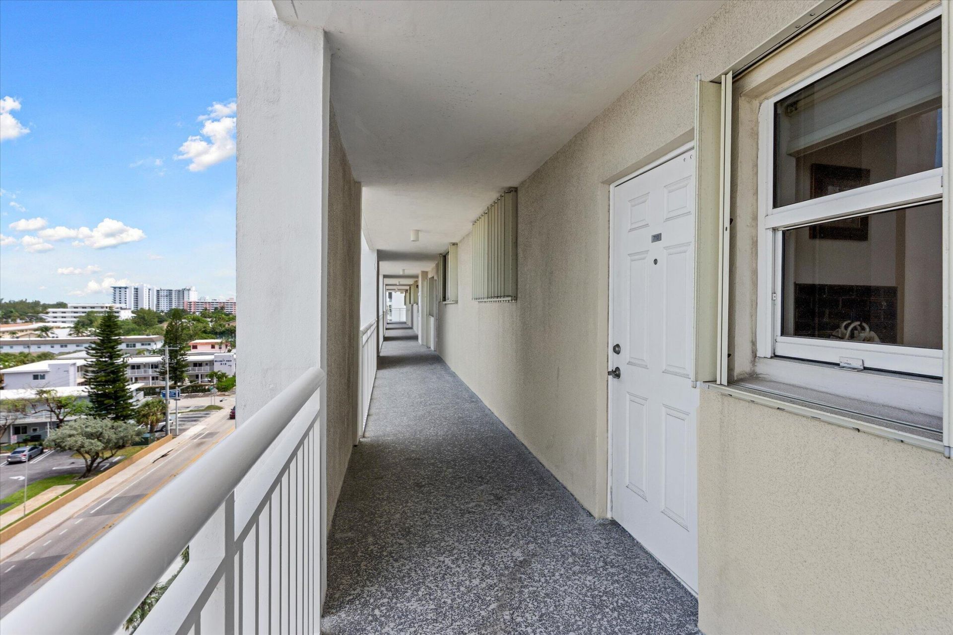 750 N Ocean Boulevard, Unit 710, Pompano Beach, FL 33062 Photo