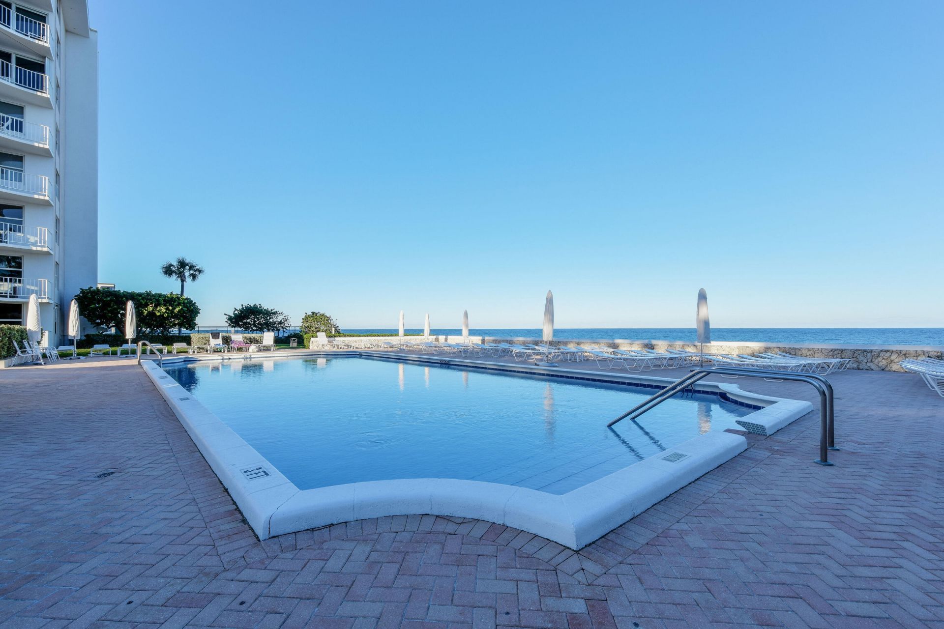 2295 S Ocean Boulevard, Unit 505, Palm Beach, FL 33480 Photo