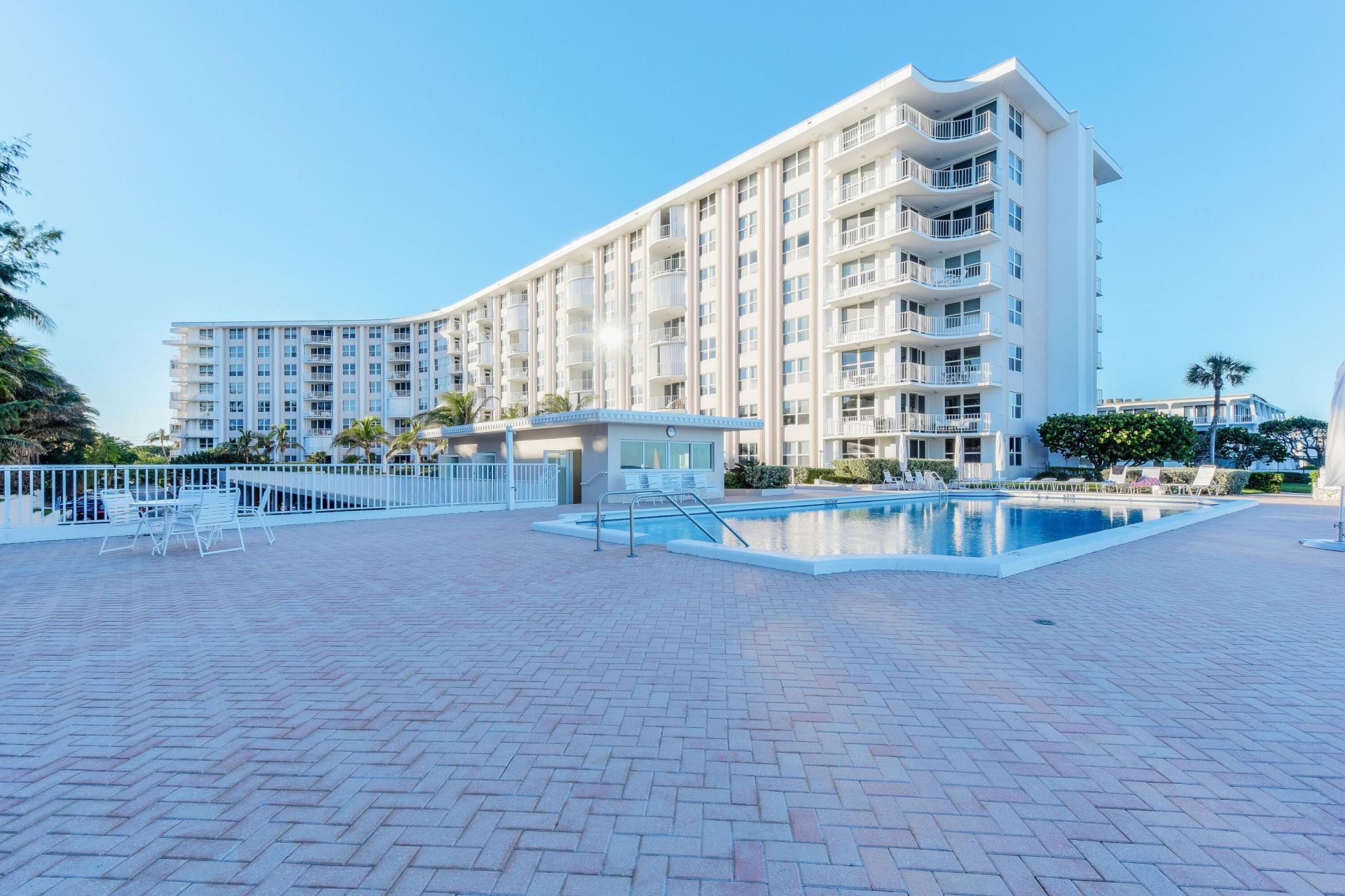 2295 S Ocean Boulevard, Unit 505, Palm Beach, FL 33480 Photo