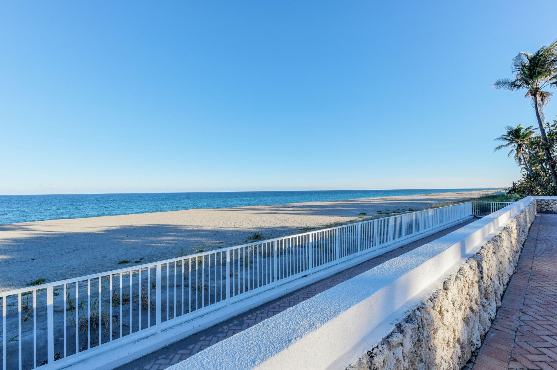2295 S Ocean Boulevard, Unit 505, Palm Beach, FL 33480 Photo