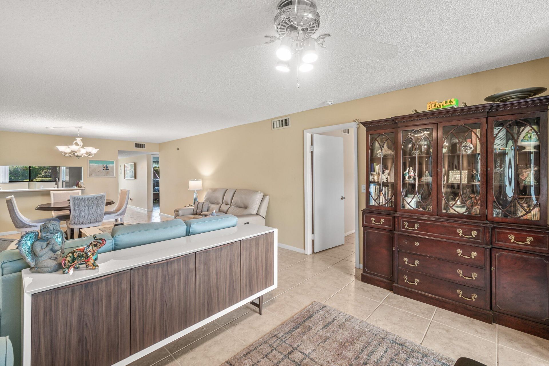 5550 Witney Drive, Unit 102, Delray Beach, FL 33484 Photo
