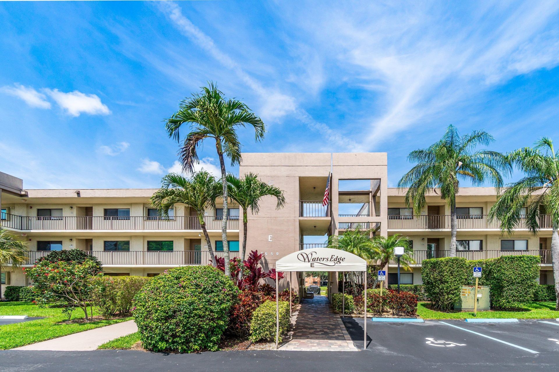 5550 Witney Drive, Unit 102, Delray Beach, FL 33484 Photo