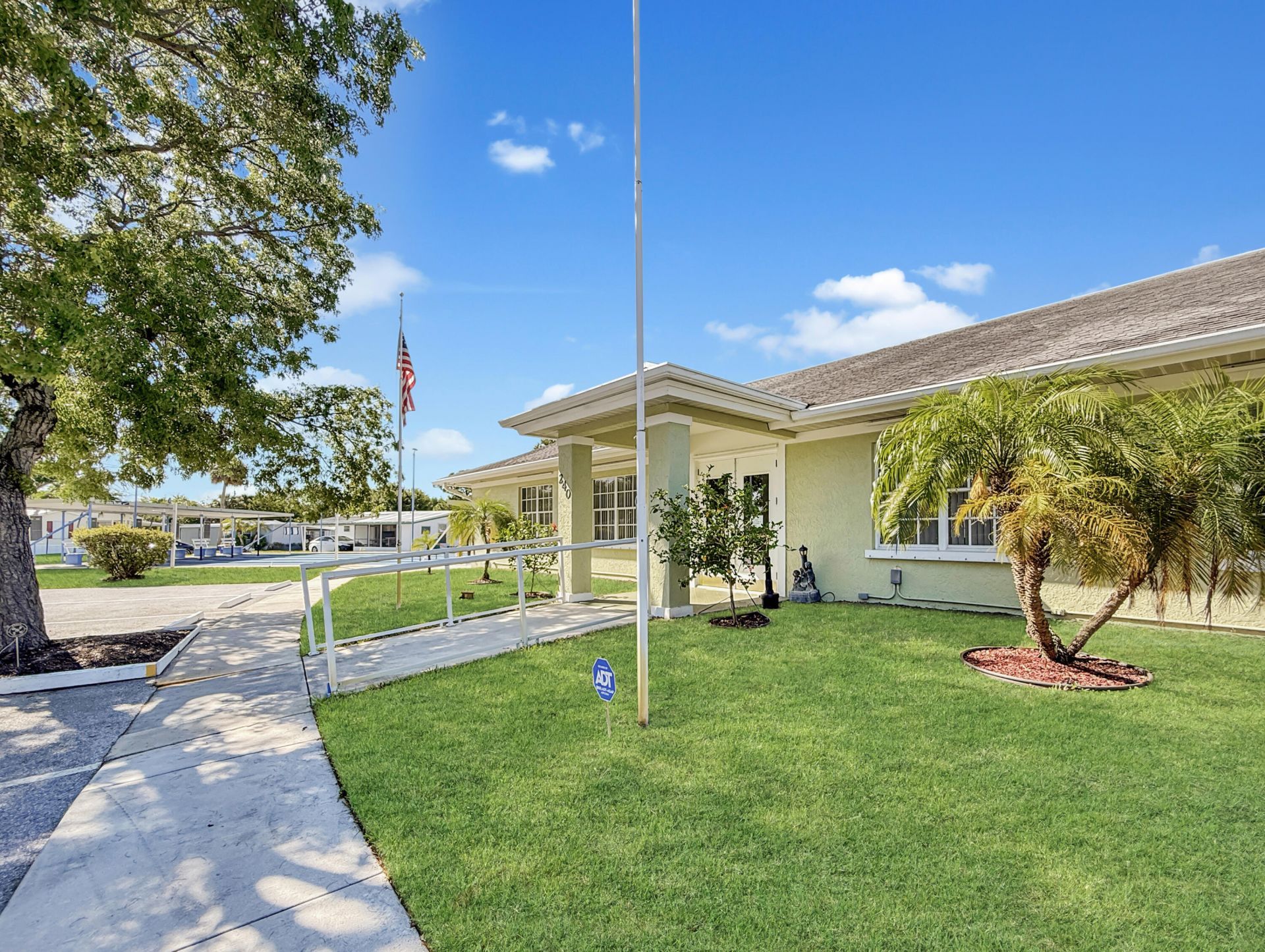 143 SE Easy Street, Stuart, FL 34994 Photo