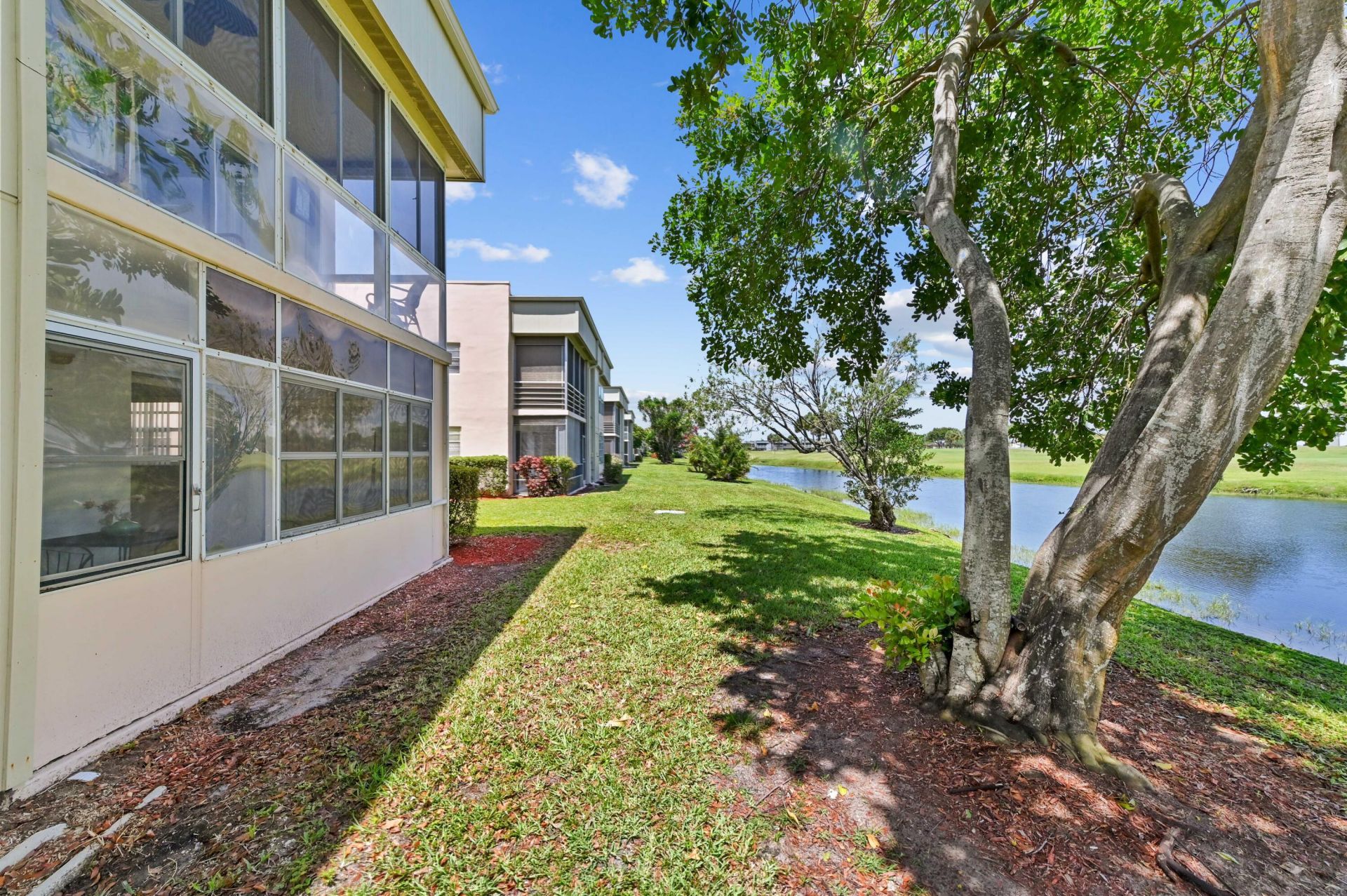 346 Capri, Unit H, Delray Beach, FL 33484 Photo