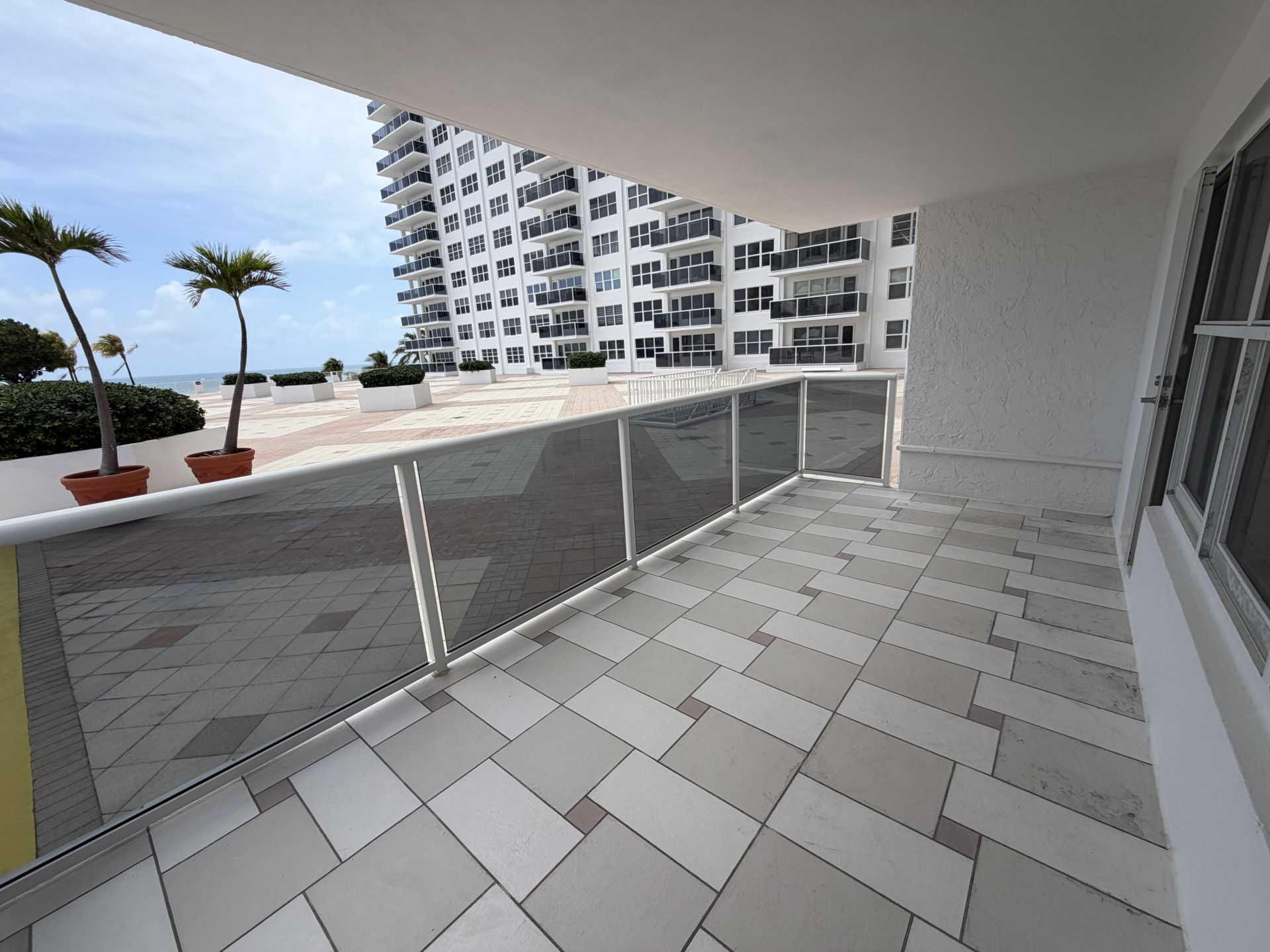 3500 Galt Ocean Drive, Unit 111, Fort Lauderdale, FL 33308 Photo