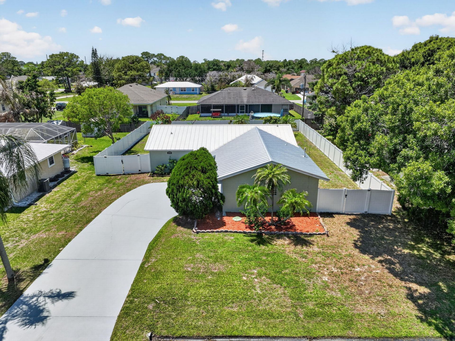 2190 SW Kail Street, Port Saint Lucie, FL 34984 Photo
