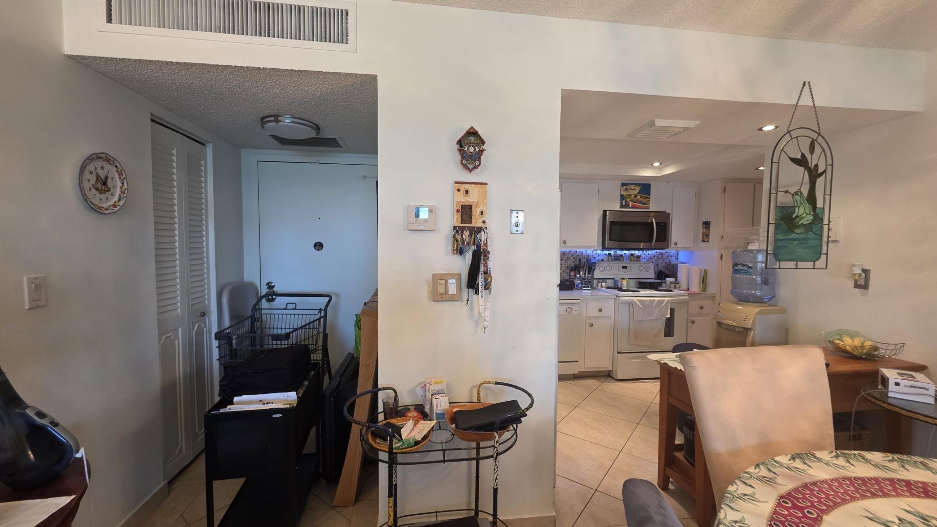 100 Golden Isles Drive, Unit 714, Hallandale Beach, FL 33009 Photo