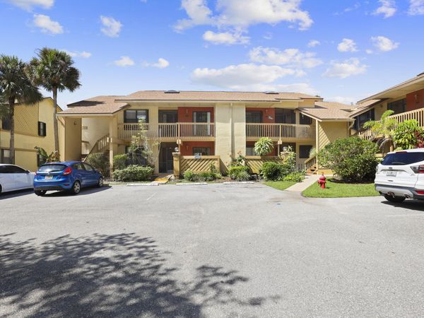 12970 Dartford Trail, Unit 6, Wellington, FL 33414
