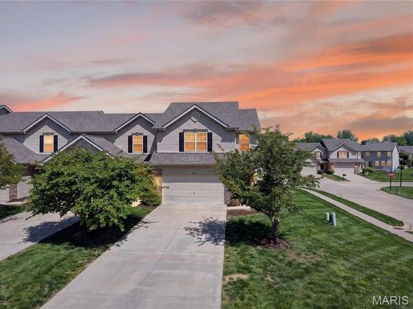 2101 Maple Glen Court , St Peters, MO 63376