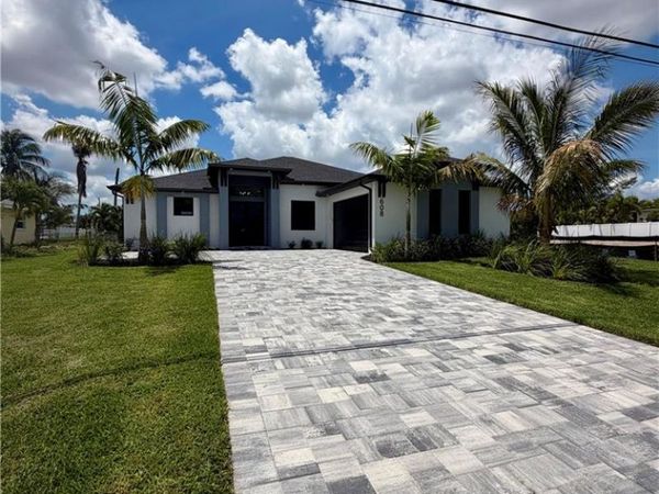 608 SW 20th TER , CAPE CORAL, FL 33991