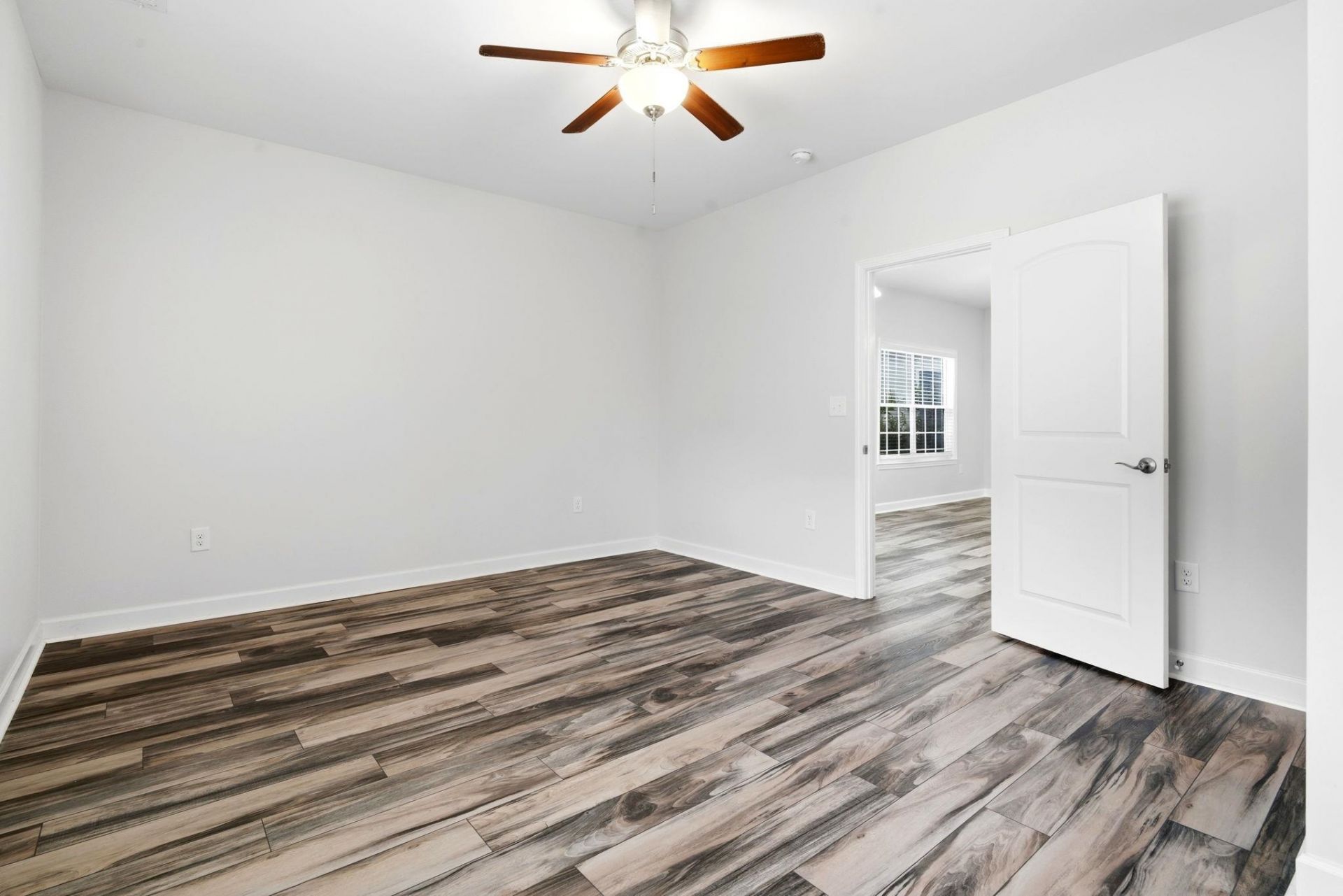 4352 Grande Harbour Blvd. Photo 16