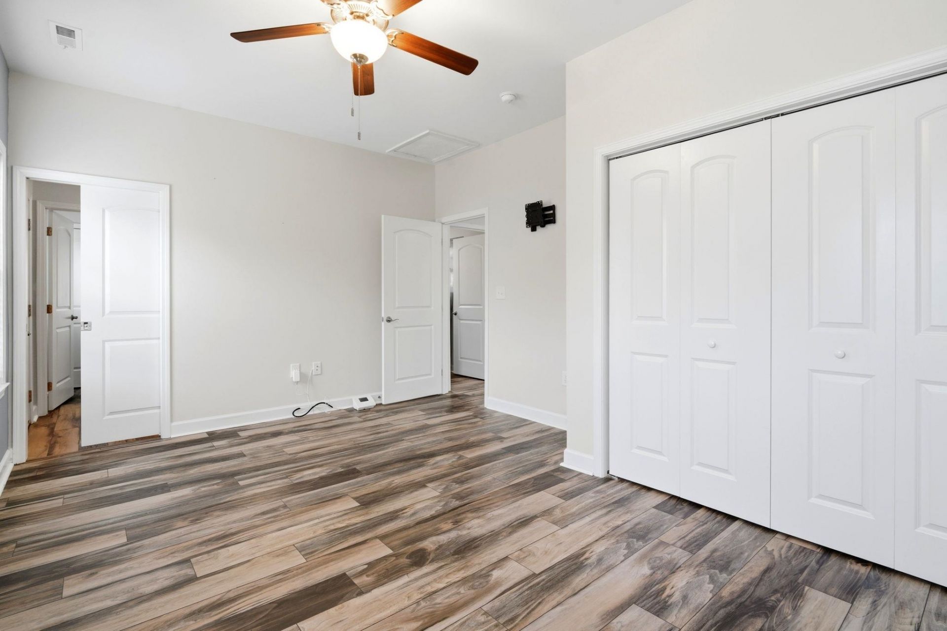 4352 Grande Harbour Blvd. Photo 21