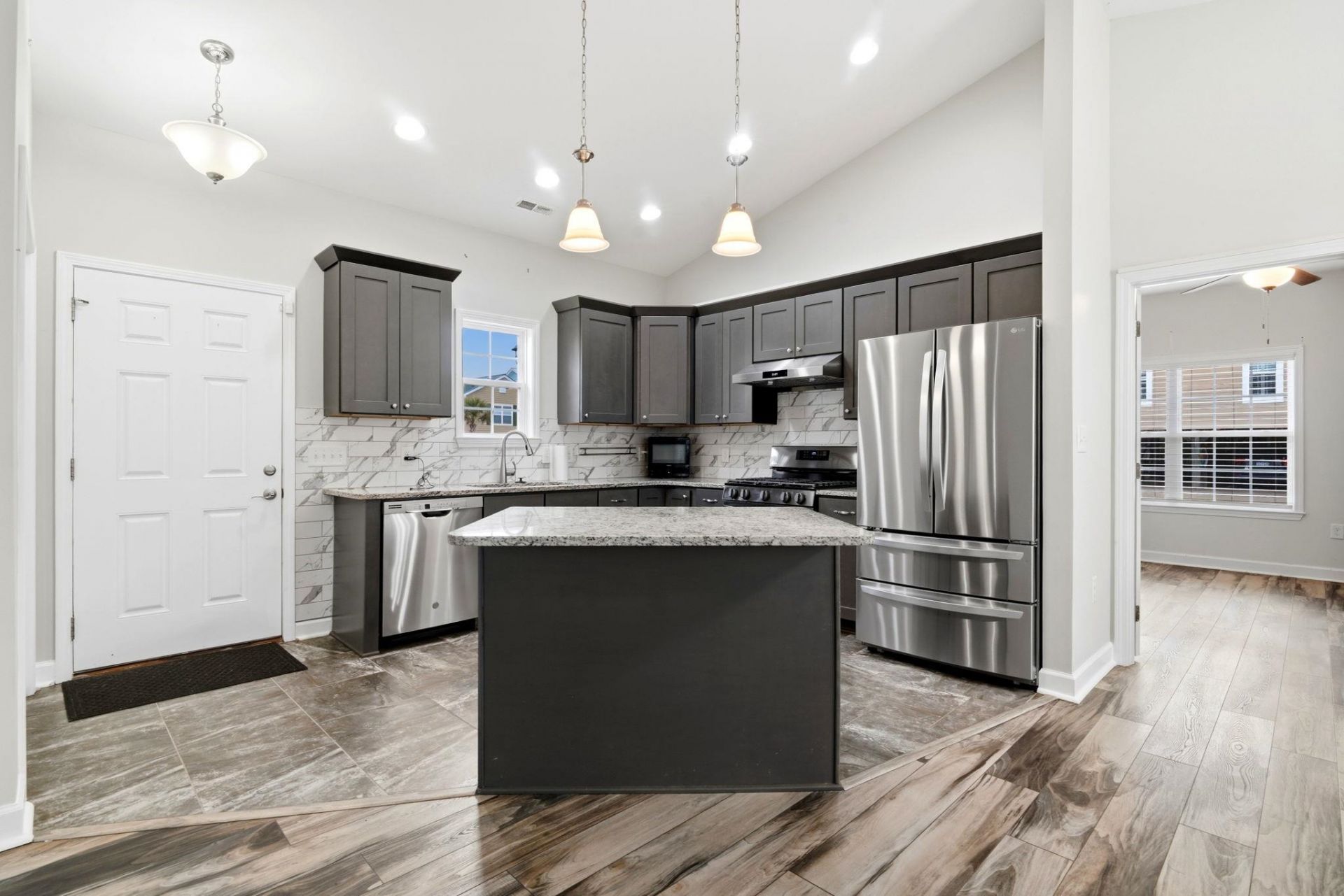 4352 Grande Harbour Blvd. Photo 7