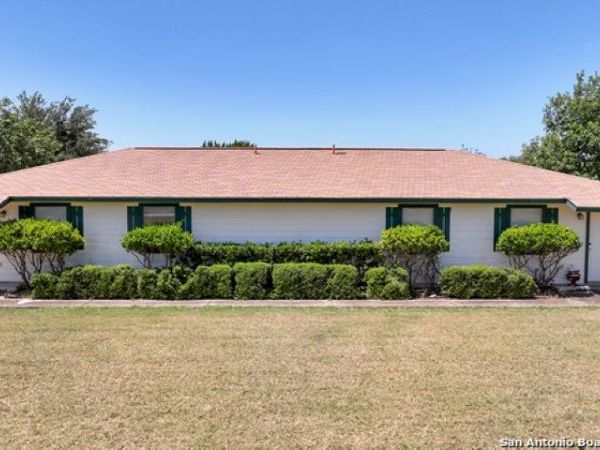 182 Joiner, Unit #1, Bandera, TX 78003