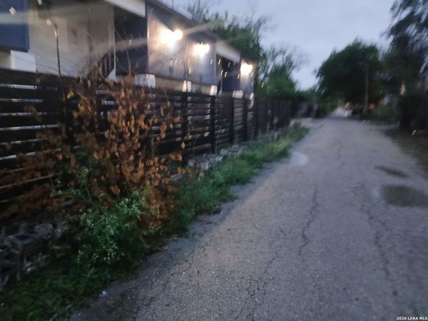 115 Caldwell St, Unit 6, San Antonio, TX 78223