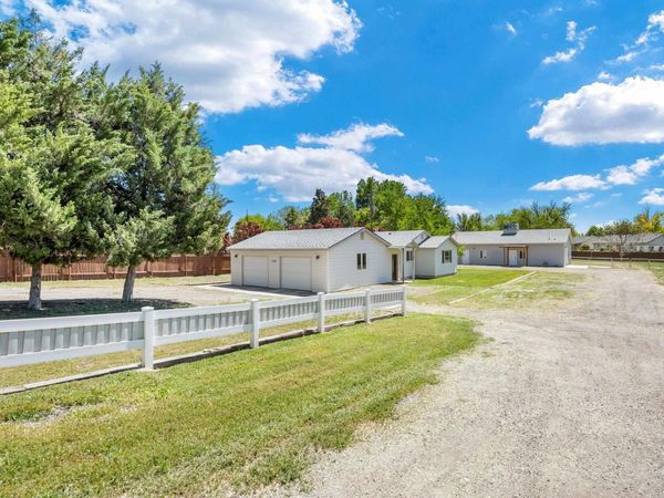 11761 Moss Ln., Nampa, ID 83651