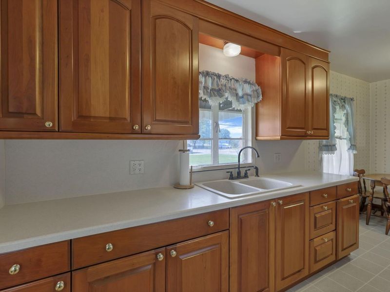 300 N Johns Street , Amanda, OH 43102 Photo 11