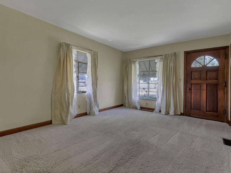 300 N Johns Street , Amanda, OH 43102 Photo 3