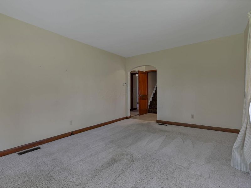300 N Johns Street , Amanda, OH 43102 Photo 5