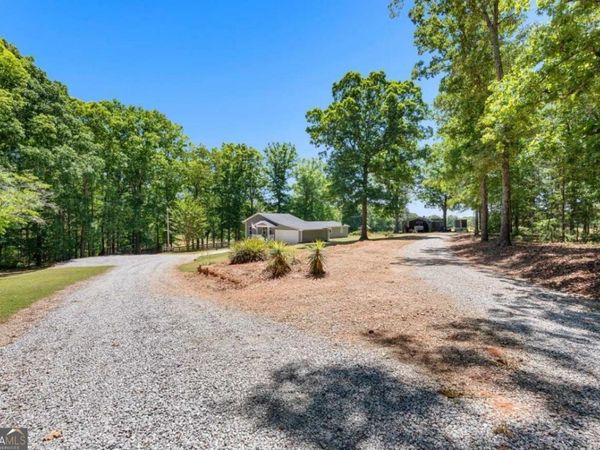 2086 Bethlehem Church Road, Grantville, GA 30220