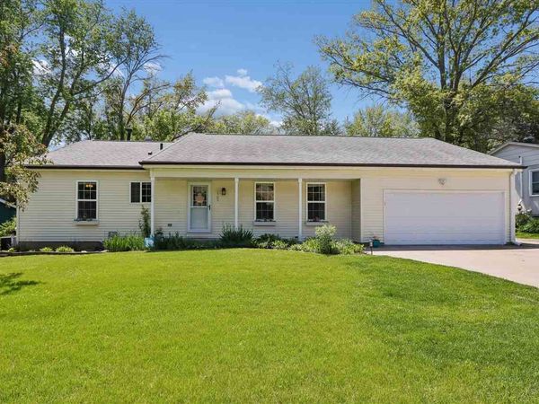 1702 13th St., Coralville, IA 52241