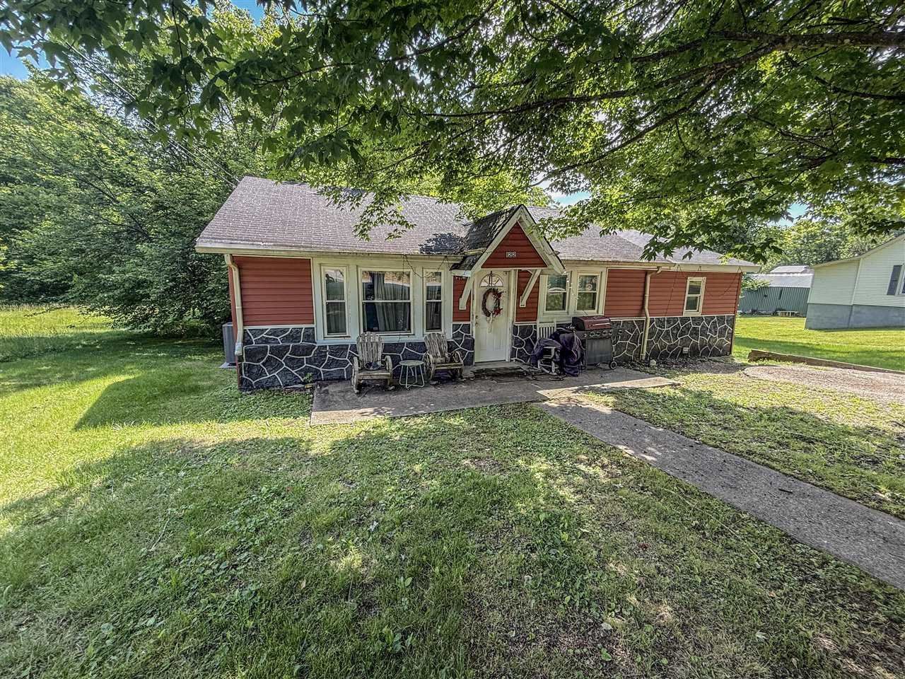122 Lloyd Street, Glasgow, KY 42141 Main Photo