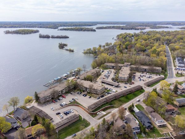 4407 Wilshire Boulevard , Unit 309, Mound, MN 55364