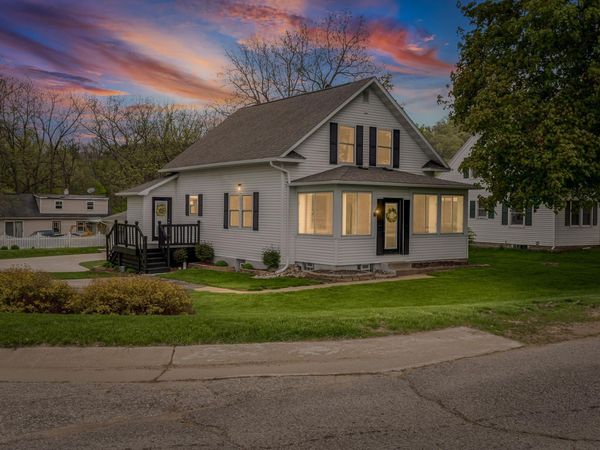 S3586 Chicken Valley Road , Buffalo City, WI 54629