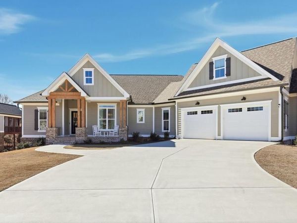 33 Baker Pond Court, Jefferson, GA 30549