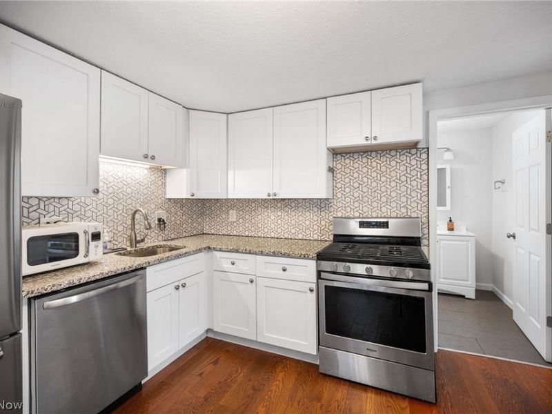 1964 W 57th Street, Cleveland, OH 44102 Photo 8