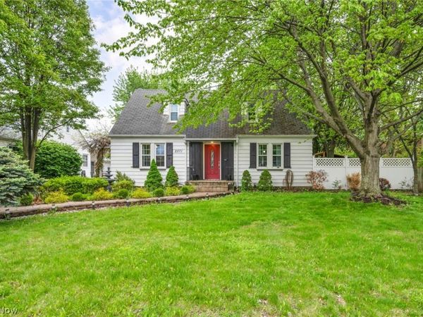 2071 Lakeview Avenue , Rocky River, OH 44116