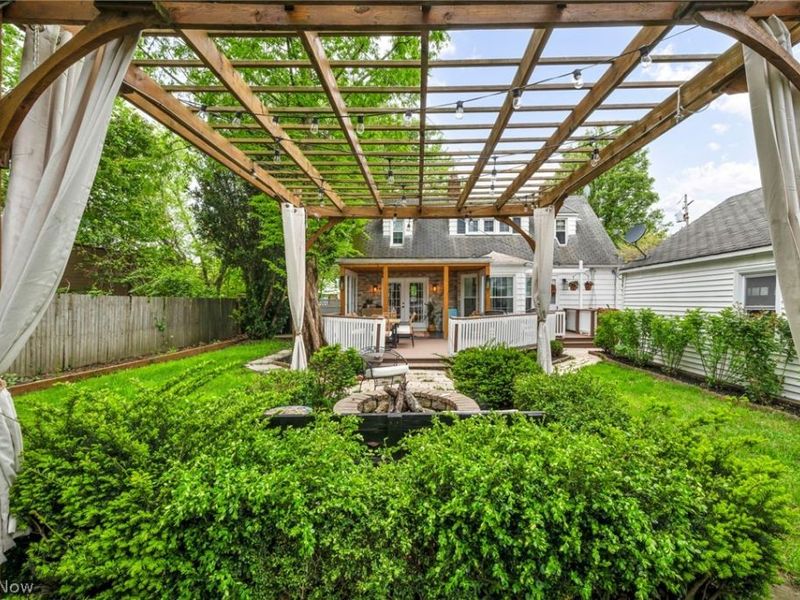2071 Lakeview Avenue, Rocky River, OH 44116 Photo 41